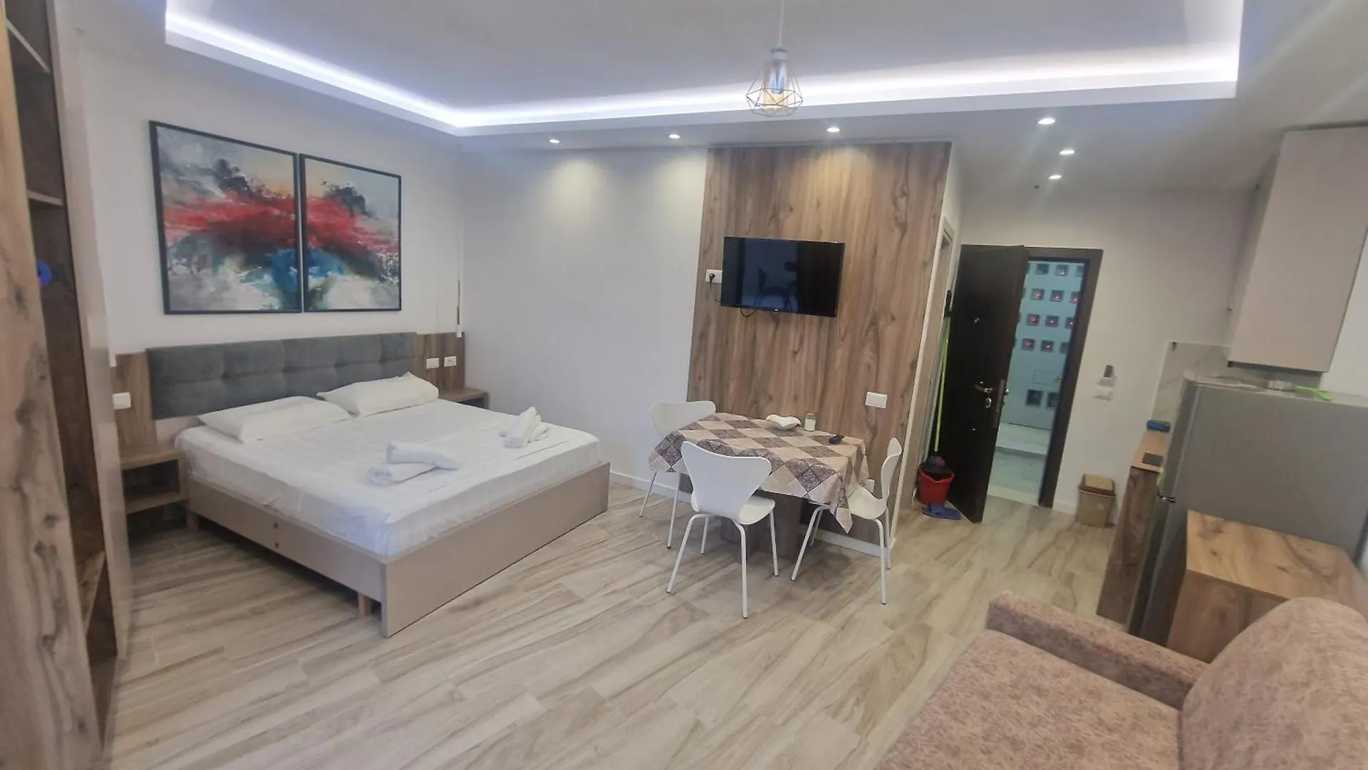 Joanna Suites Sarande 0*,  Albania