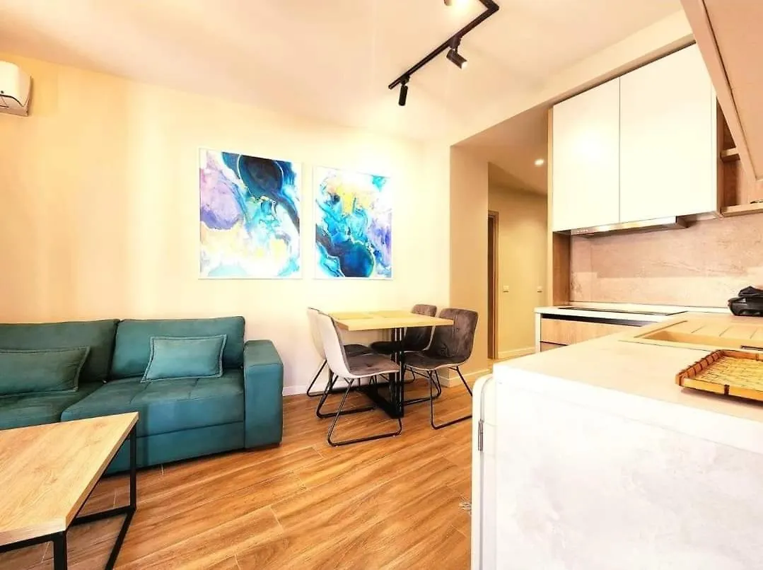Joanna Suites Sarande 0*,