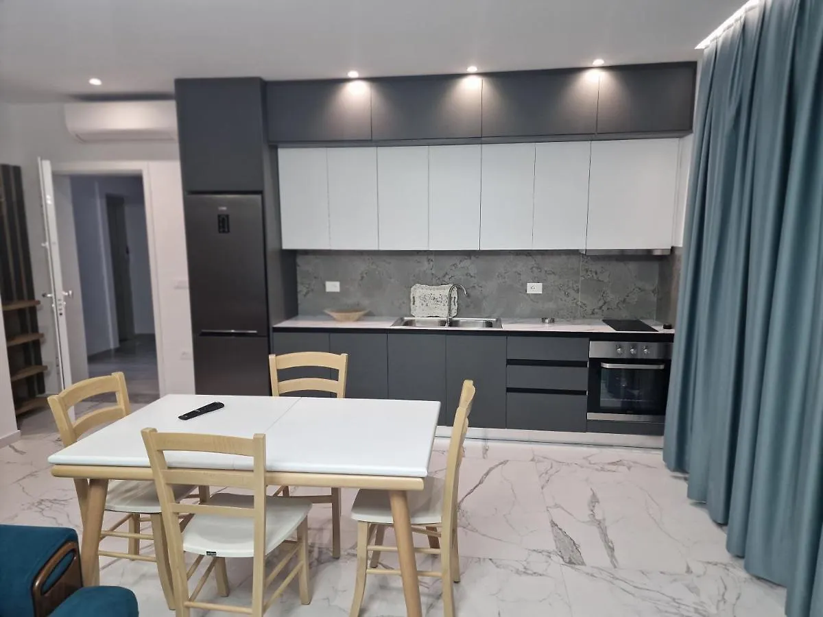 Joanna Suites Sarandë